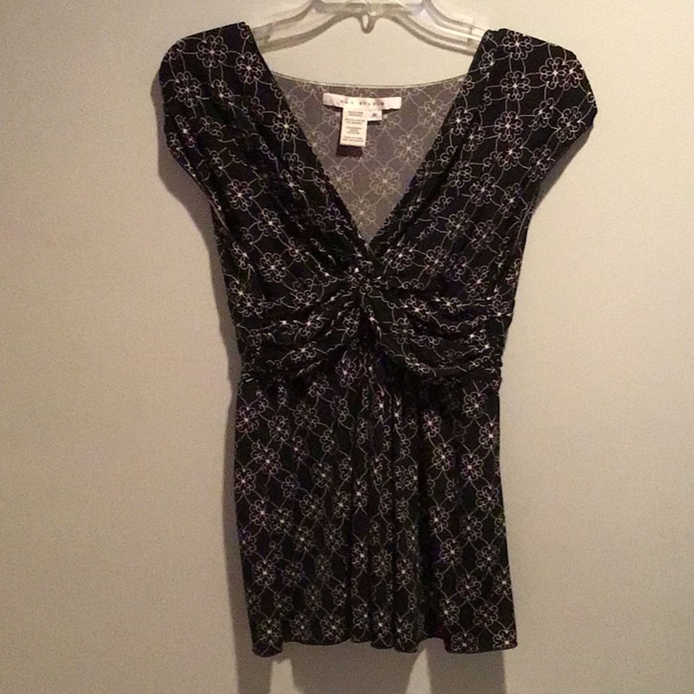 Max Studio Sleeveless Black Floral Print Pull Over Top Medium
